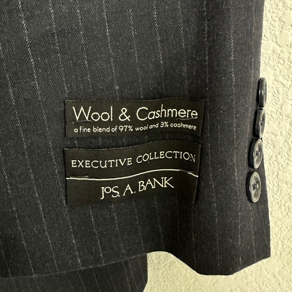 Jos A Bank Executive Collection Navy Pinstripe Wool Cashmere Blazer Jacket 42S - Picture 3 of 10
